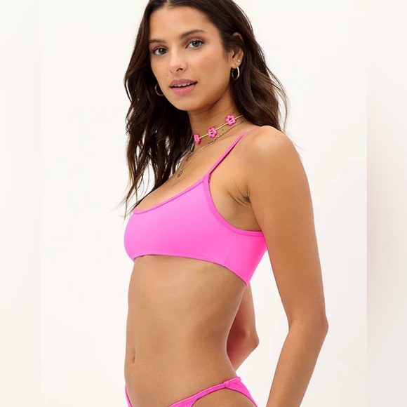 Frankies Bikinis 🩵 Bikini Top in Watermelon - Picture 2 of 8